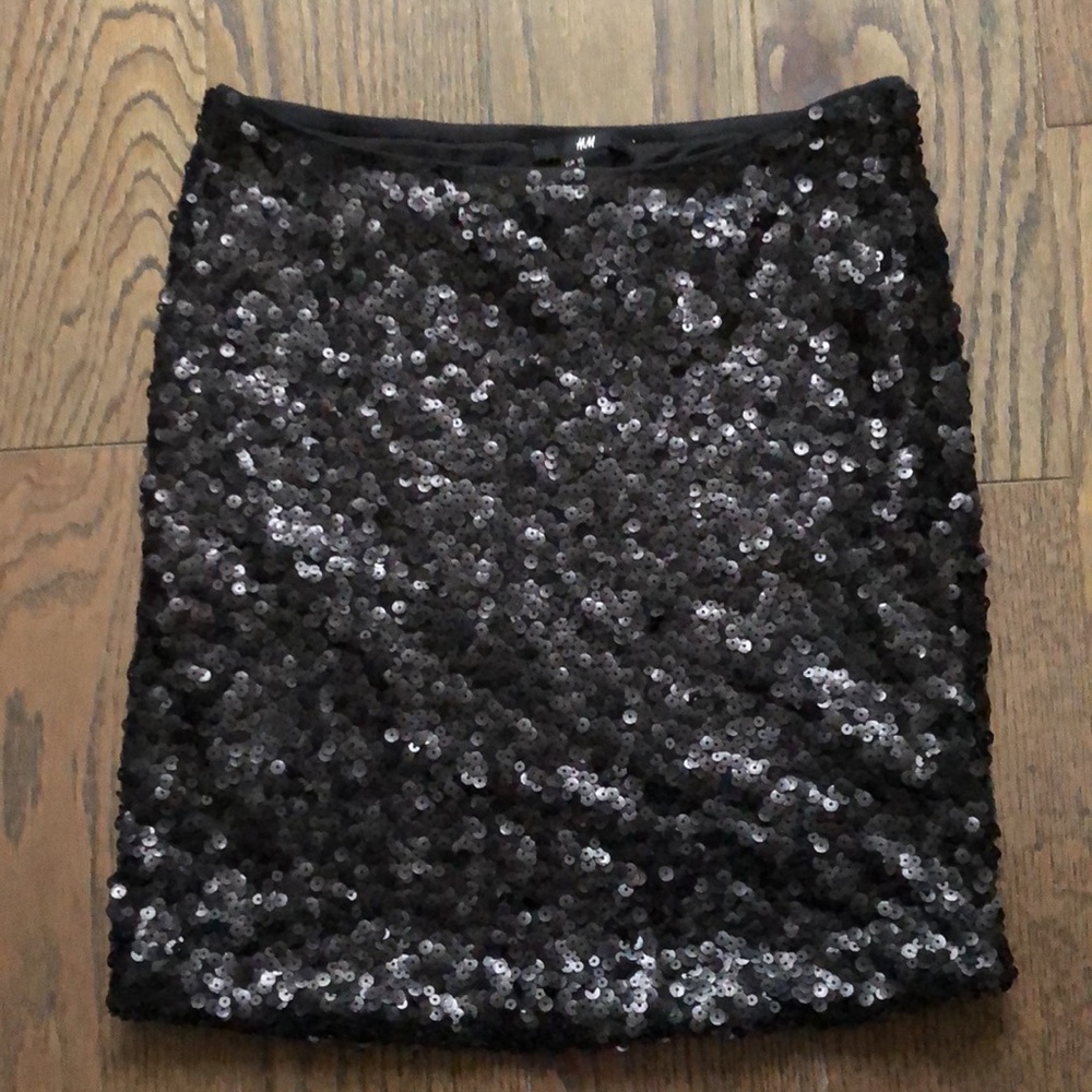 H&M Mini Sequin Skirt